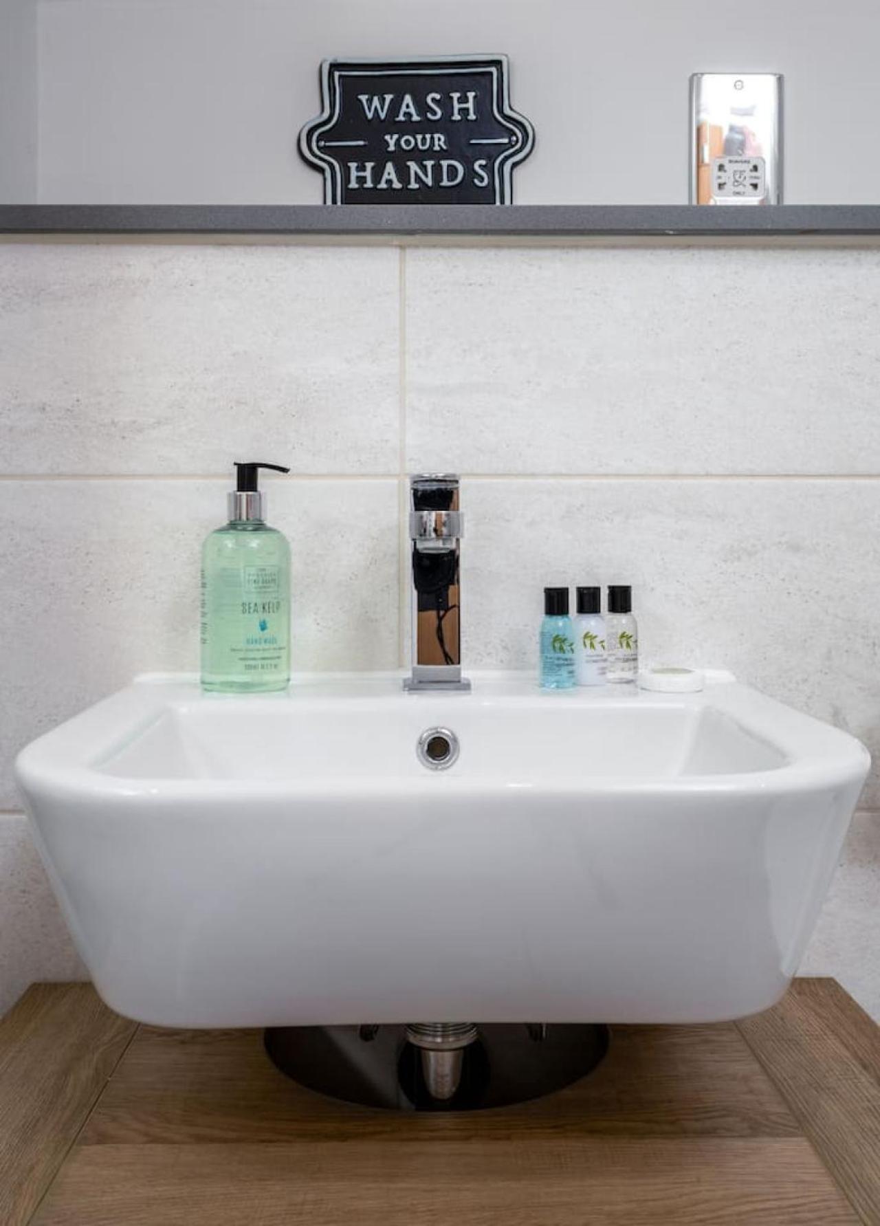 Brunstane House - 15 Mins To Centre Holiday home Edinburgh