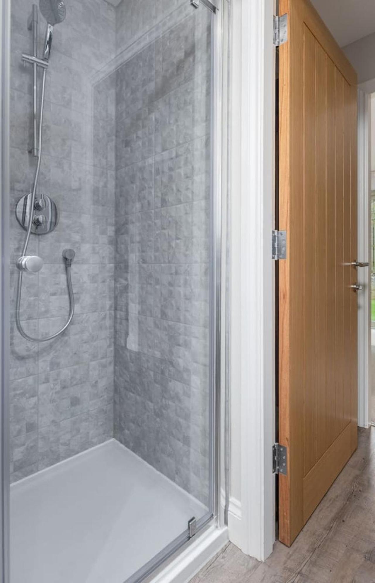 Brunstane House - 15 Mins To Centre Holiday home Edinburgh