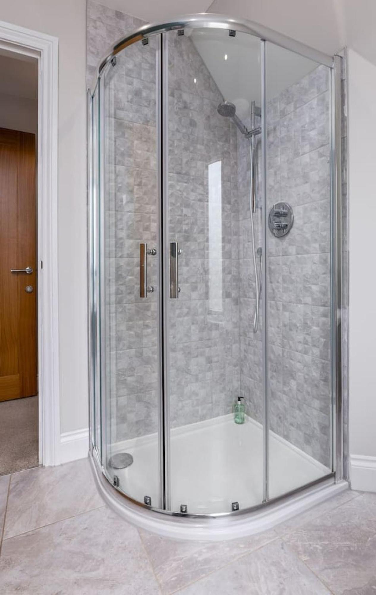 Holiday home Brunstane House - 15 Mins To Centre