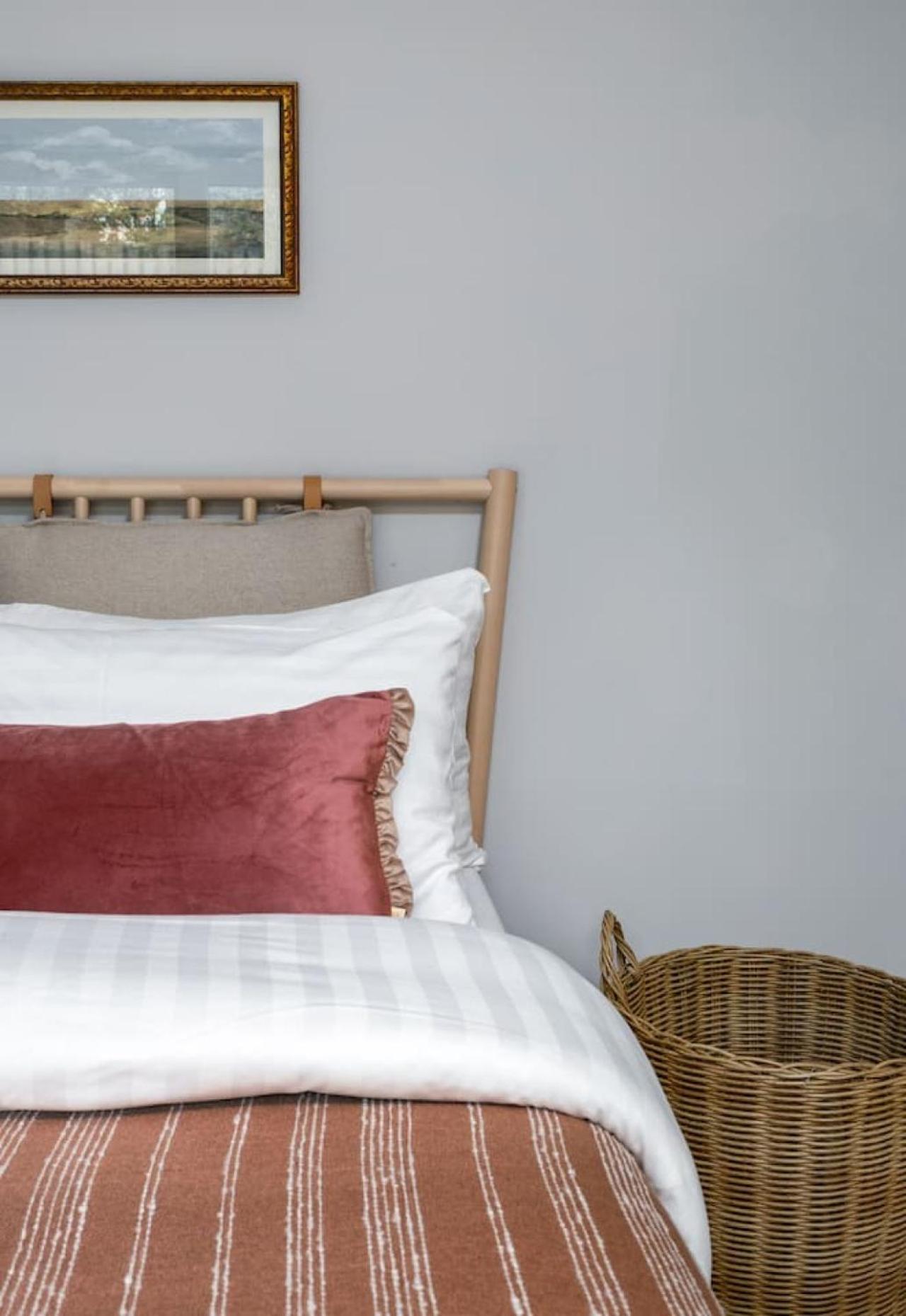Brunstane House - 15 Mins To Centre Holiday home *